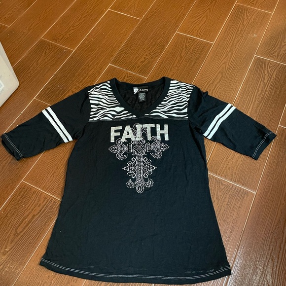 LA Kitty Burn Out Baseball FAITH Tee Size large black white silver bling cotton - Picture 3 of 13